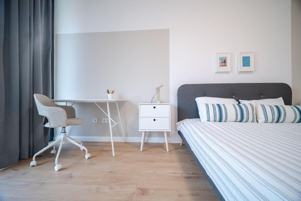 Mycampus 1 Bdrm, Stay 4, Free Parking, Garden, Self Check-In Sofia Luaran gambar
